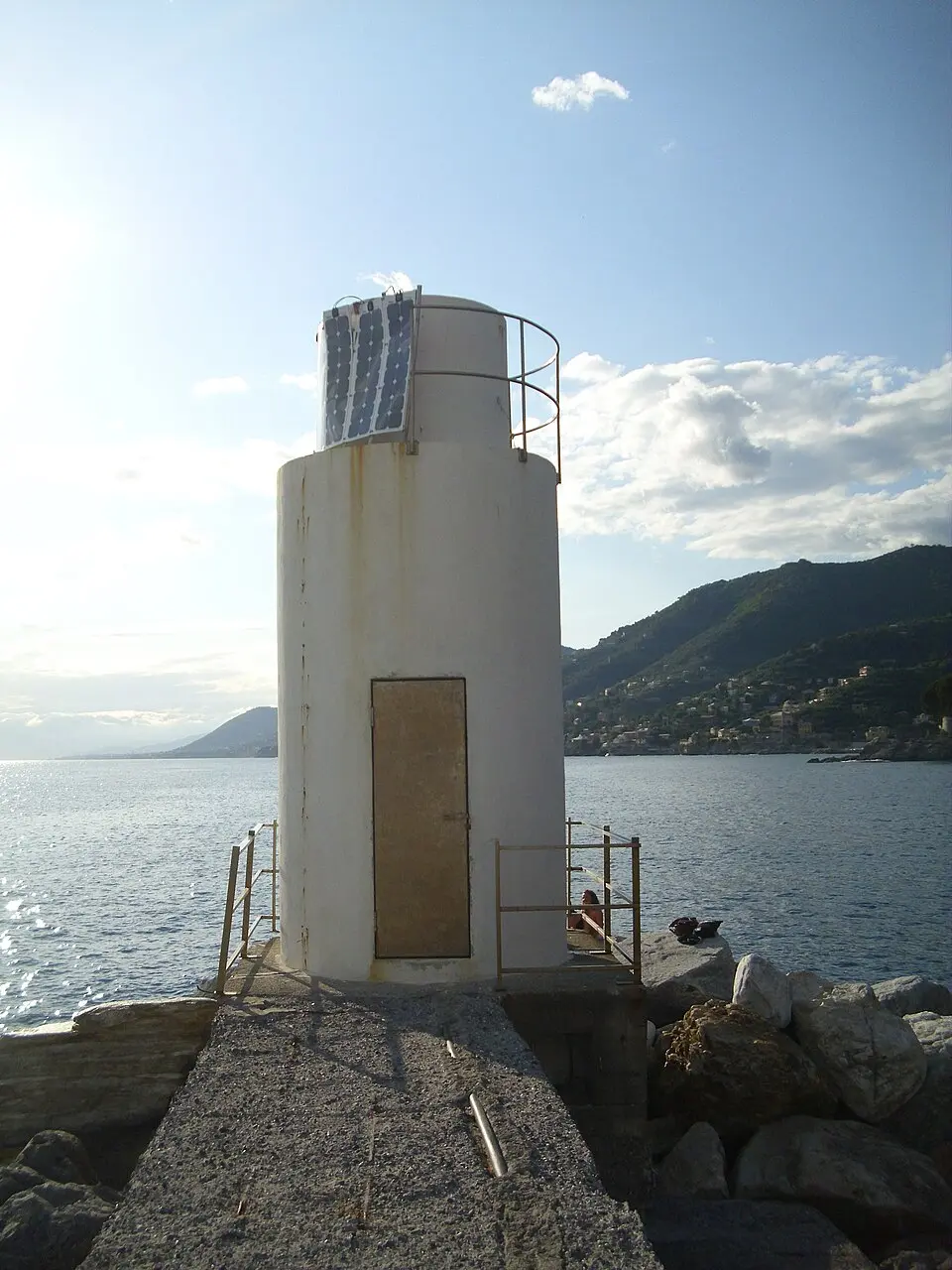 Faro Camogli