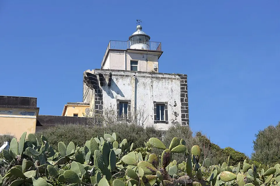 phare de Capo Mulini