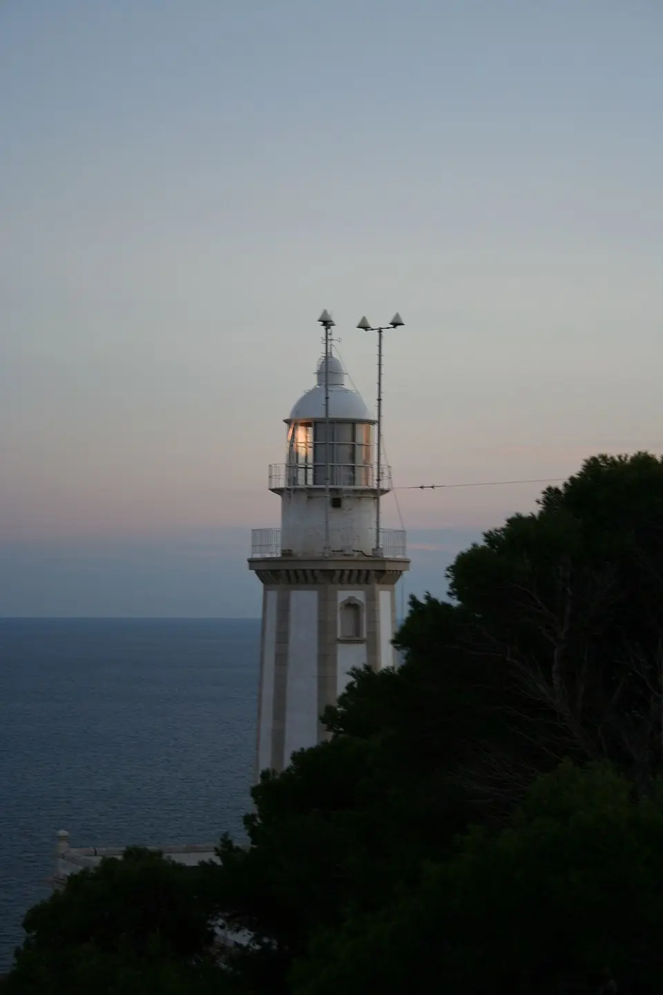 Far del cap de la Nau