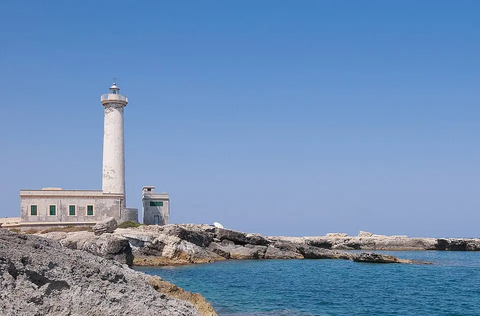 Capo Santa Croce lighthouse