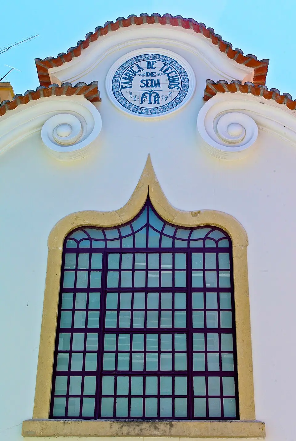 Edifício da antiga Fábrica dos Tecidos de Seda