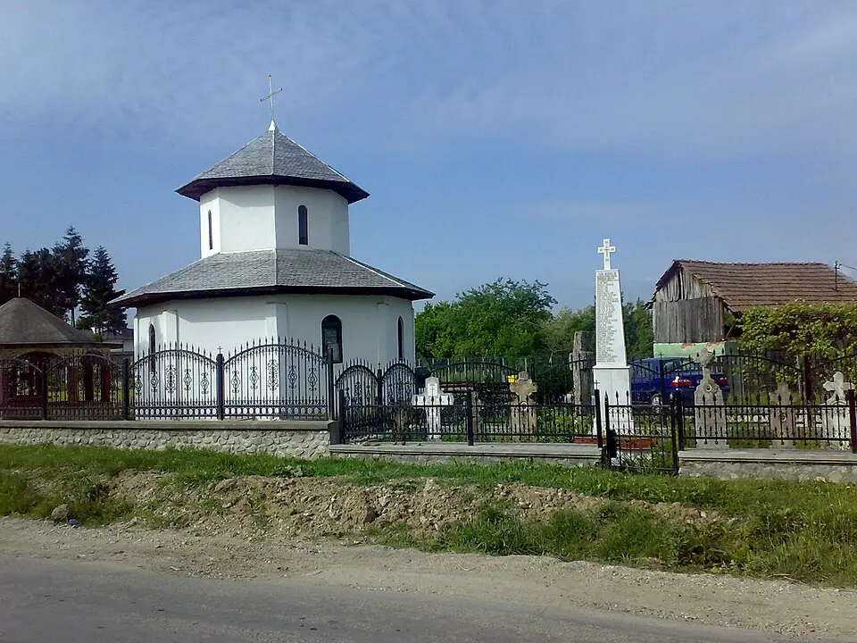 Image: Leontin l · CC BY-SA 4.0 Dăești