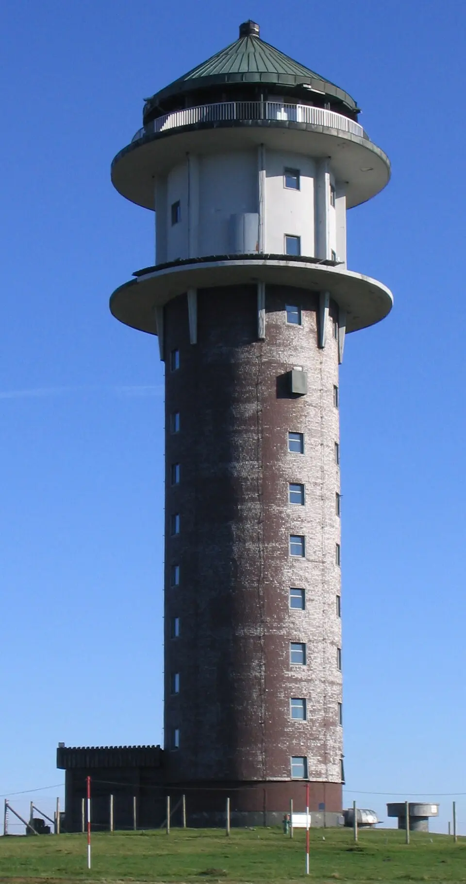 Bild: Flominator · CC BY-SA 3.0 Feldbergturm