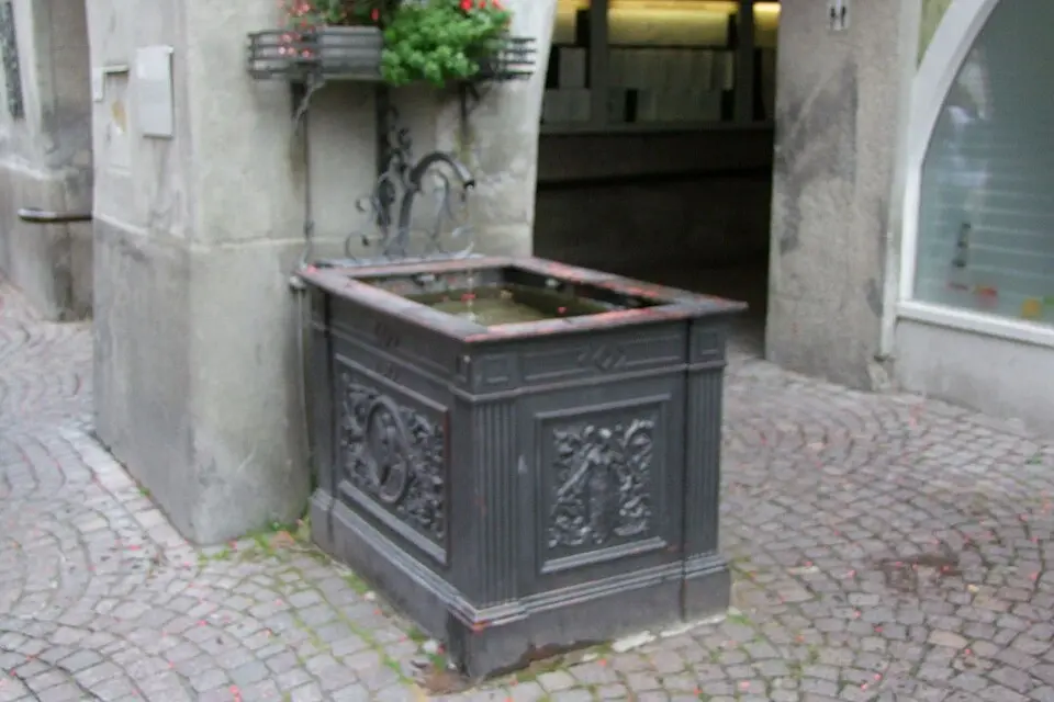 Brunnen