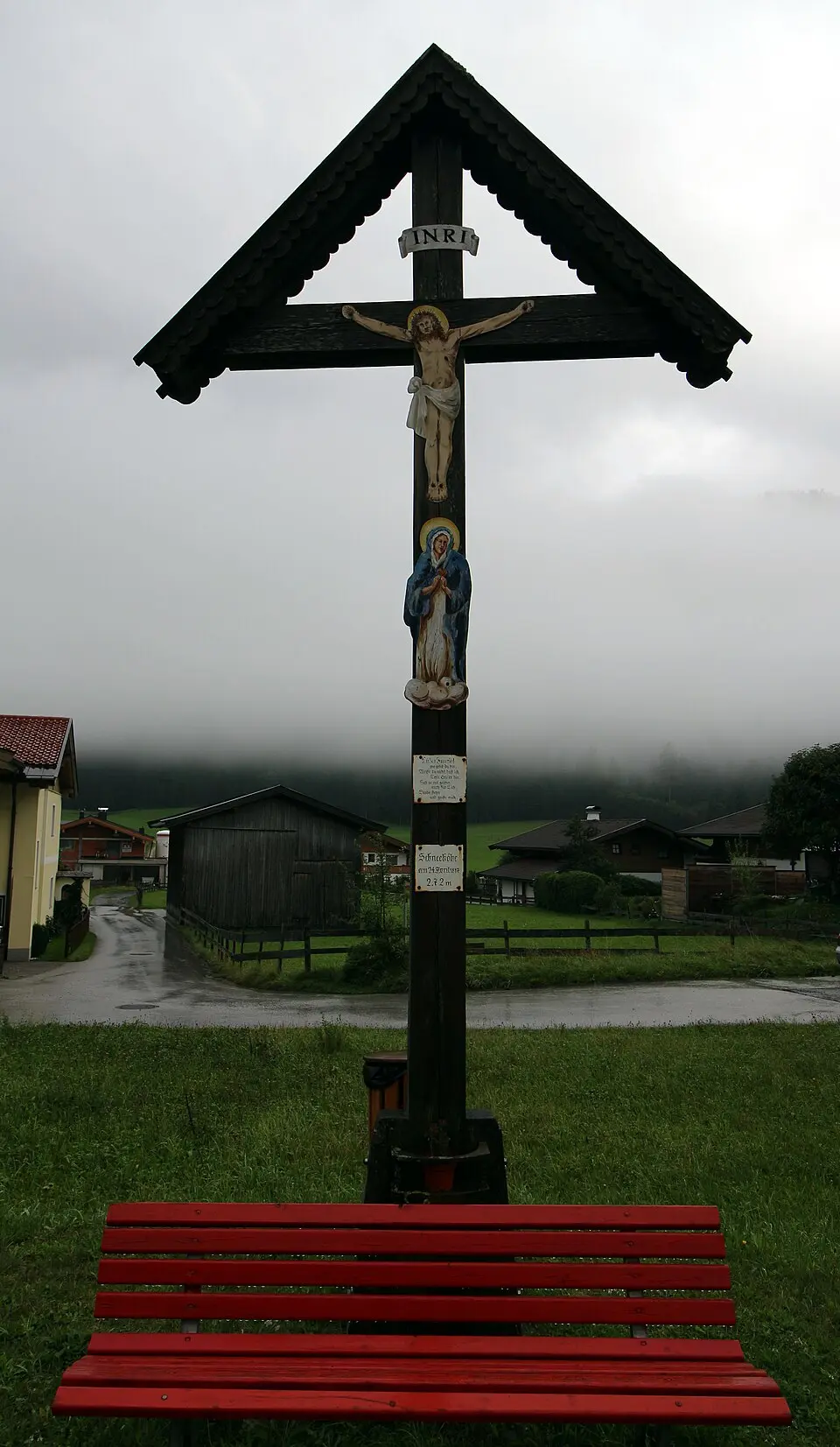 Image: Braveheart · CC BY-SA 4.0 Feldkreuz mit Schmerzensmutter
