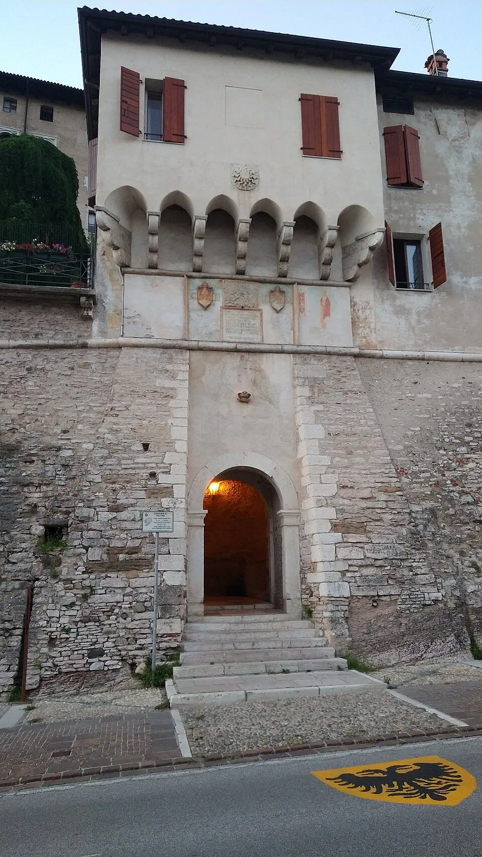 Porta Pusterla