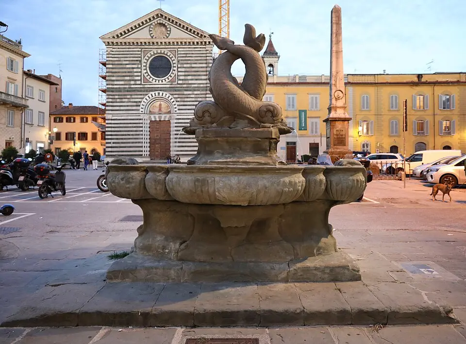 fontana dei Delfini