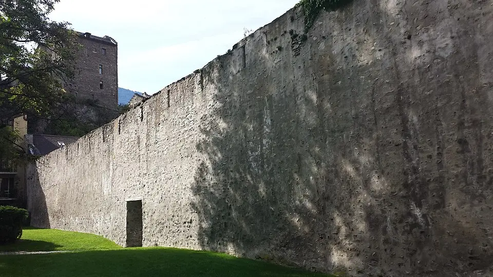 Festungsmauer bei der Rue des Tonneliers