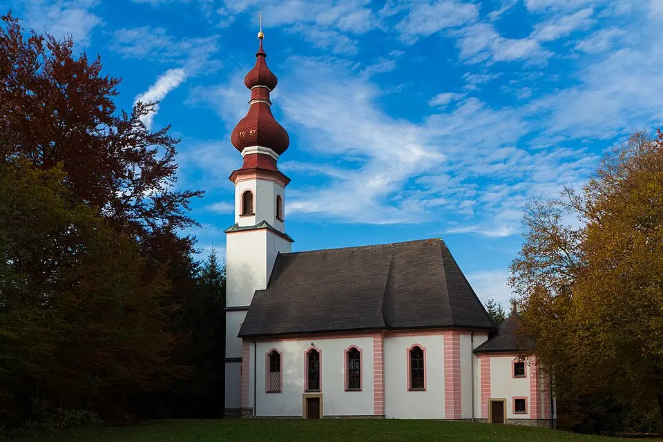 Kath. Filialkirche hl. Johannes d. T. am Berg