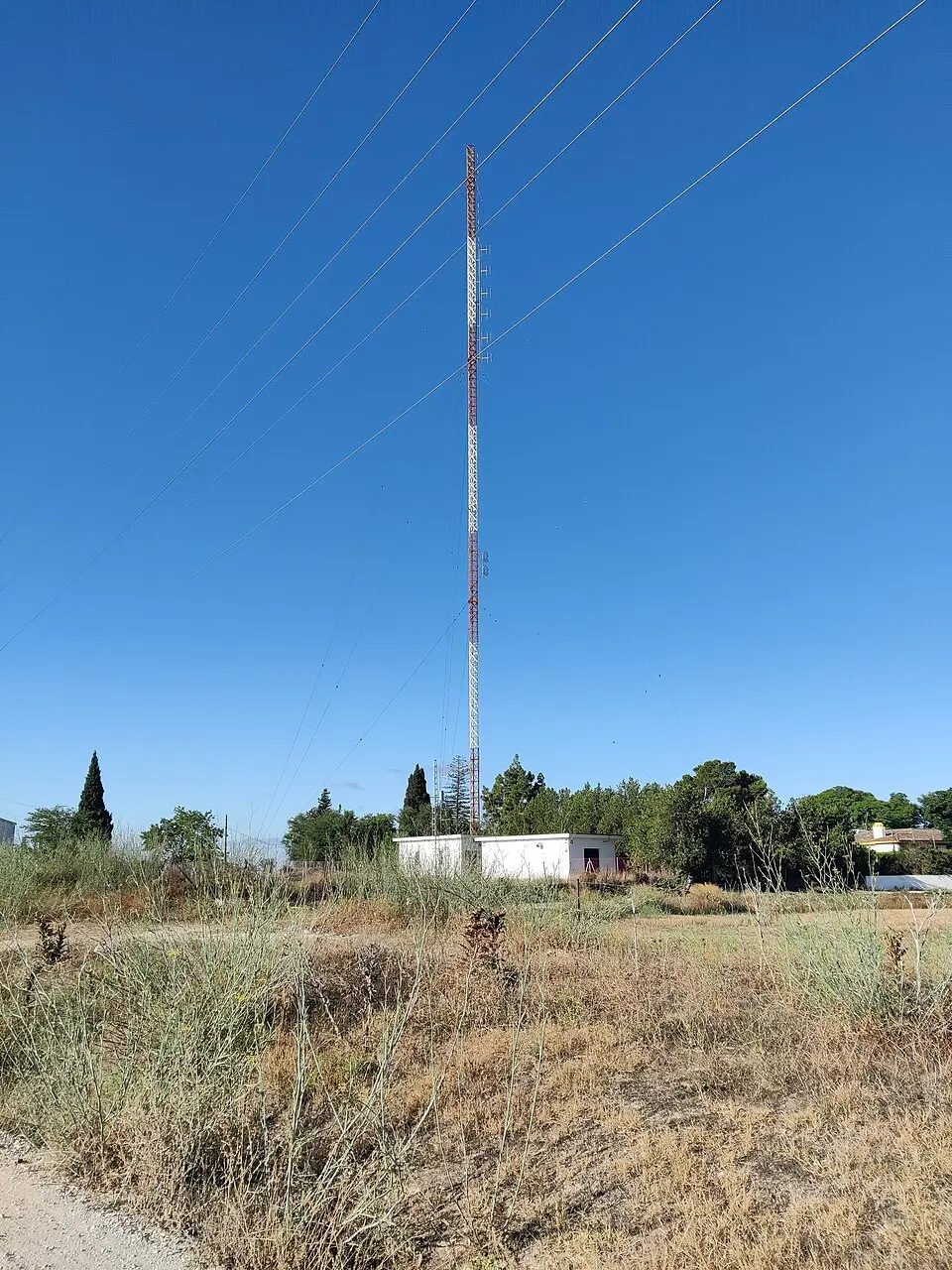 Finca Pino Solete Mediumwave Transmitter