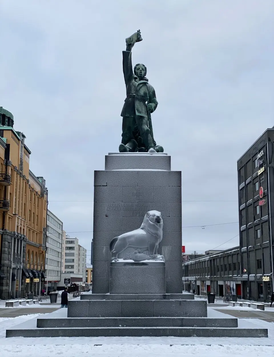 Finnish Statue of Liberty