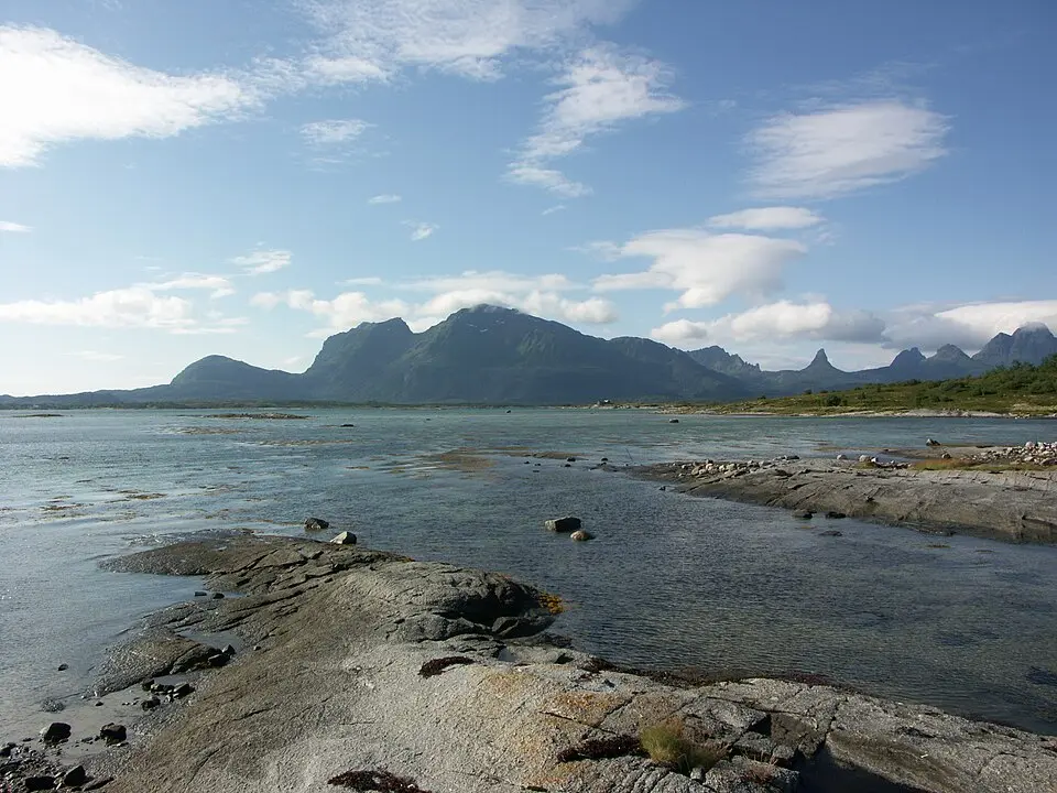 Finnøya