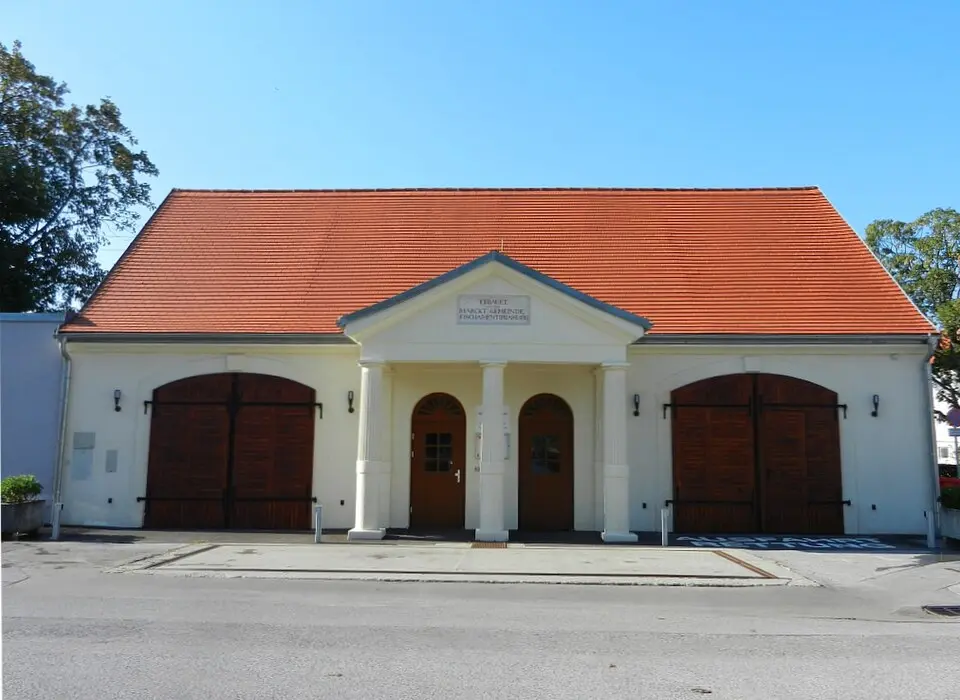 Feuerwehrgebäude