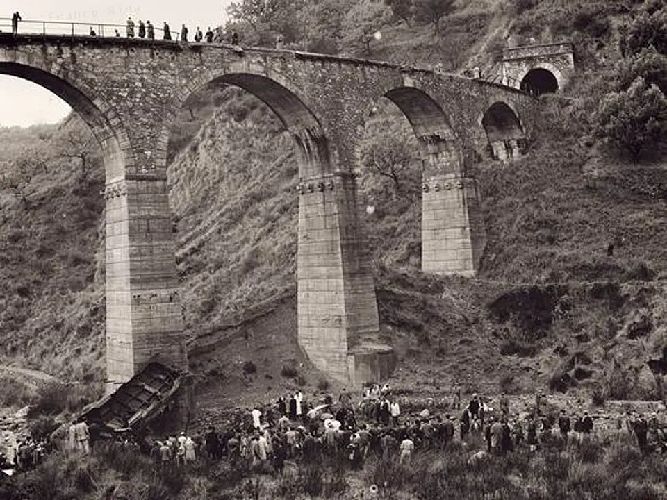 Disastro ferroviario della Fiumarella