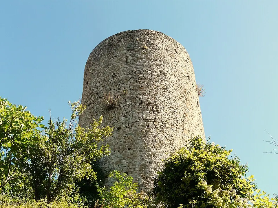 castello di Viano