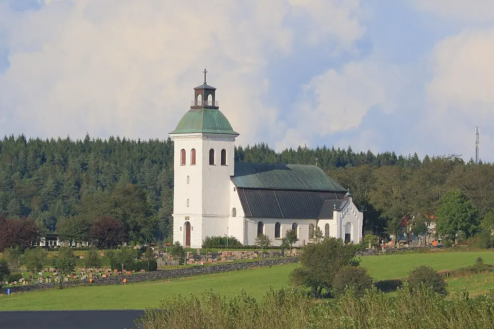 Fjärås kyrkby