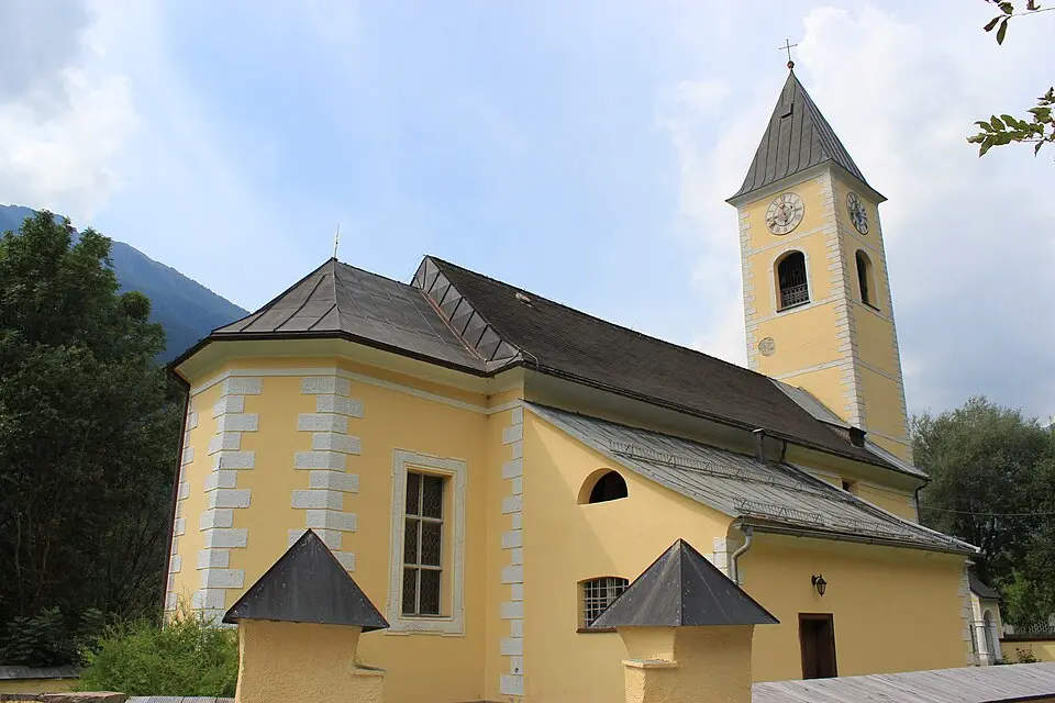 Bild: Neithan90 · Public domain Pfarrkirche Flattach