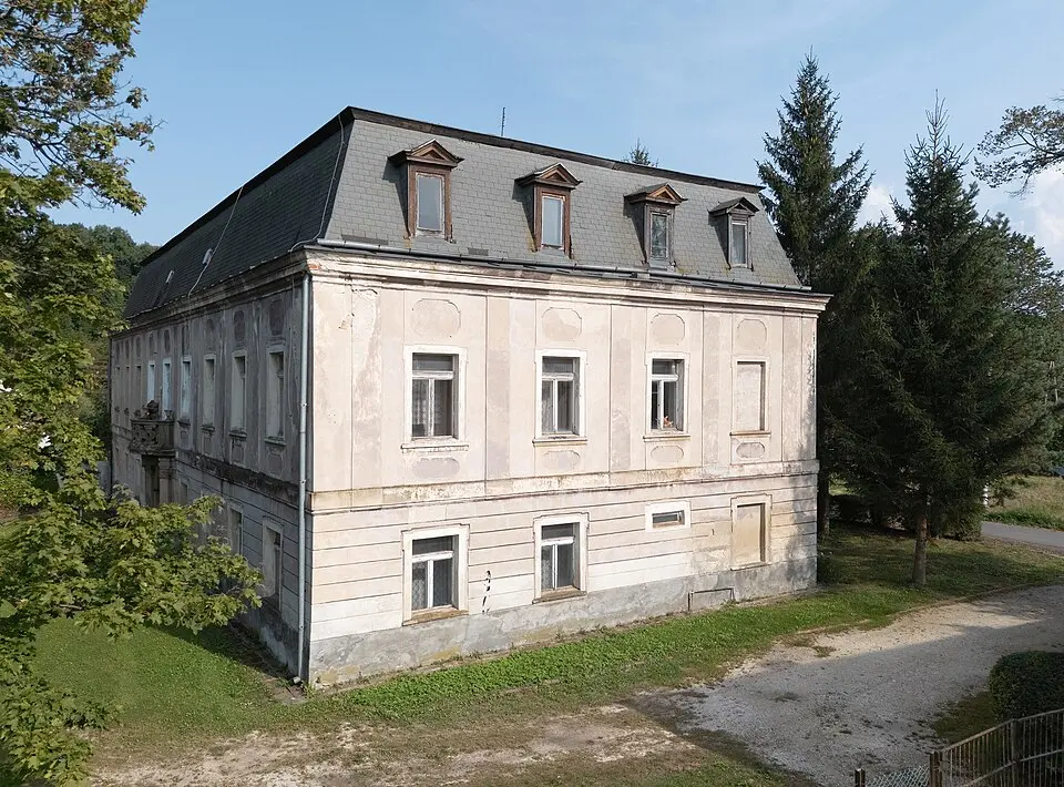 Pałac w Krosnowicach