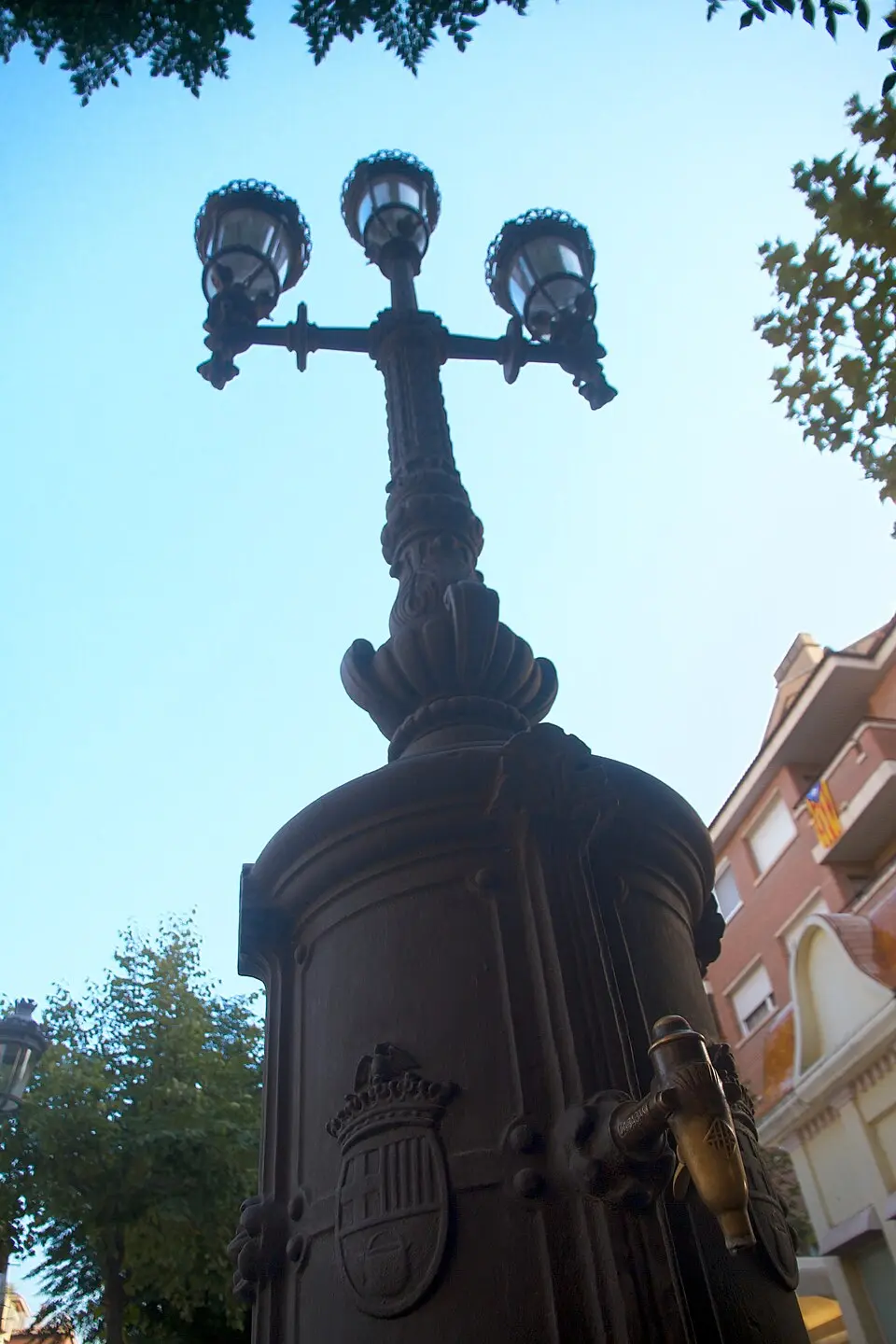Font i fanal de la plaça de l'Àngel