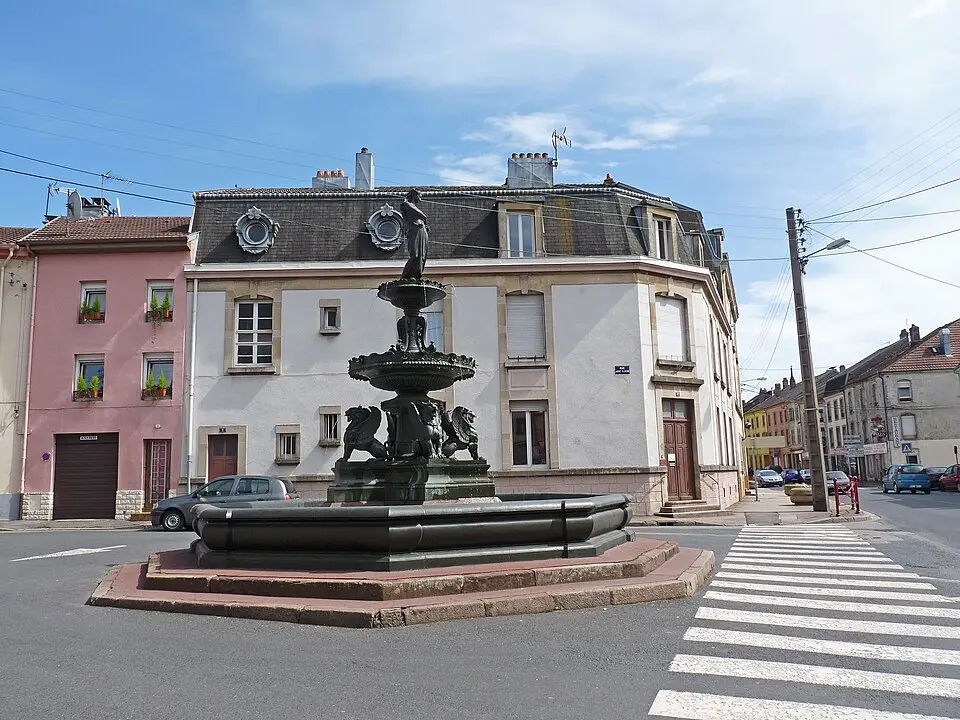 Image: Ji-Elle · CC BY-SA 3.0 fontaine des Quatre Lions