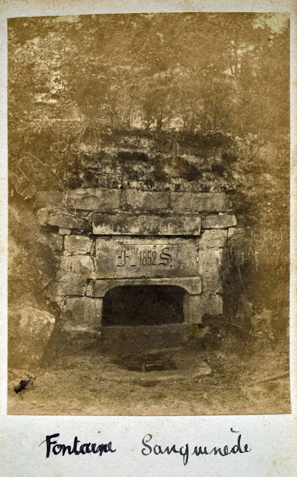 fontaine Sanguinède