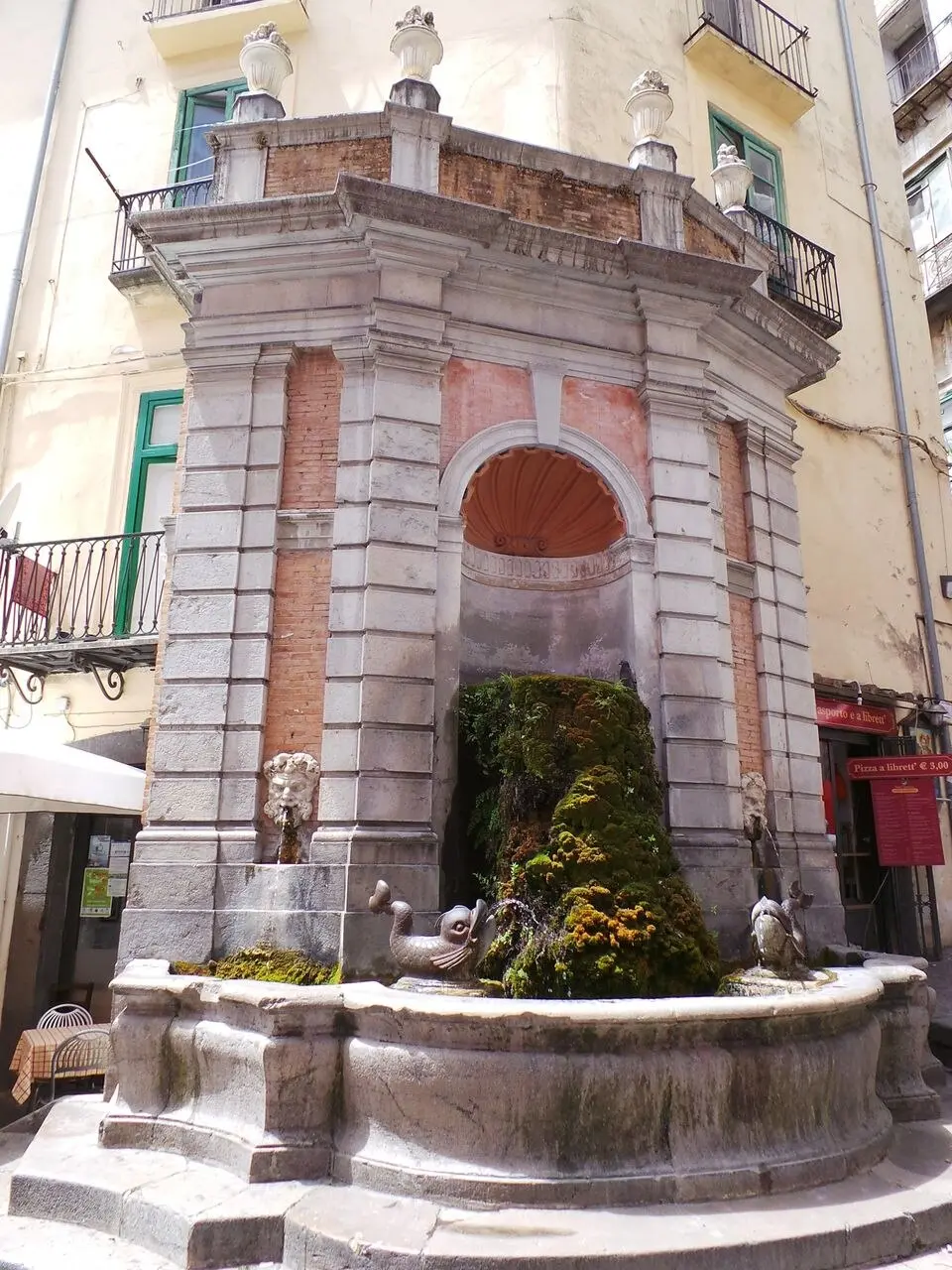 Fontana dei pesci