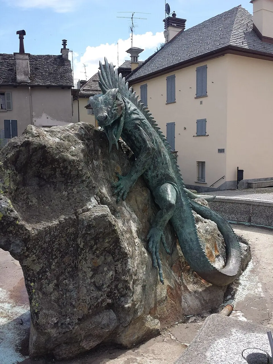 fontana del basilisco