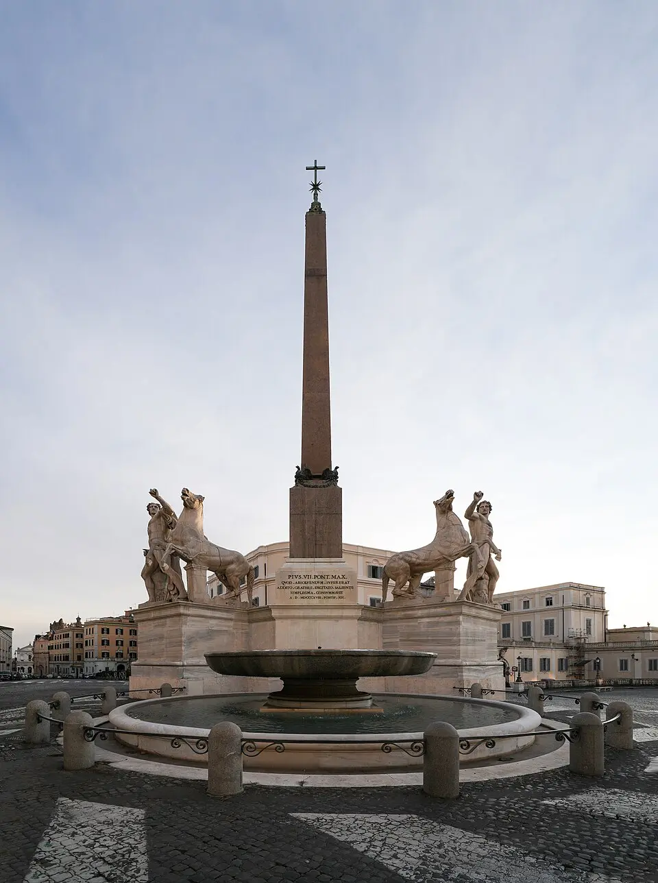 fontaine des Dioscures