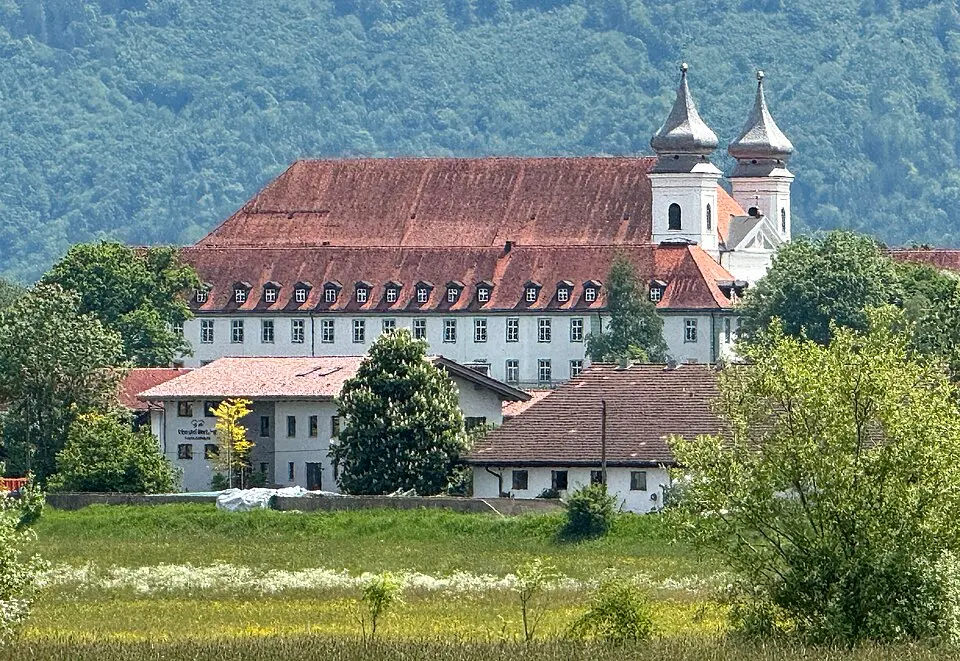 Benediktinerkloster, dann Augustinerchorherrenstift Schlehdorf